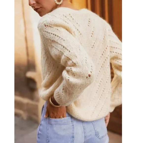 V-Cut Buttoned Down Off White Knit Cardigan Textured, Long Sleeve - Picture 4 of 12